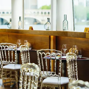 Hotel Vip Yacht, Paris